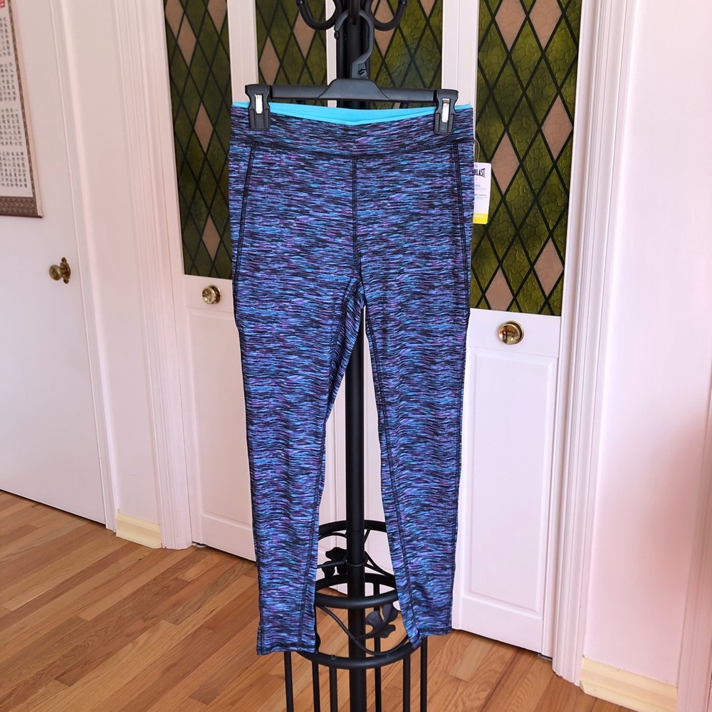 NWT Everlast Workout Leggings